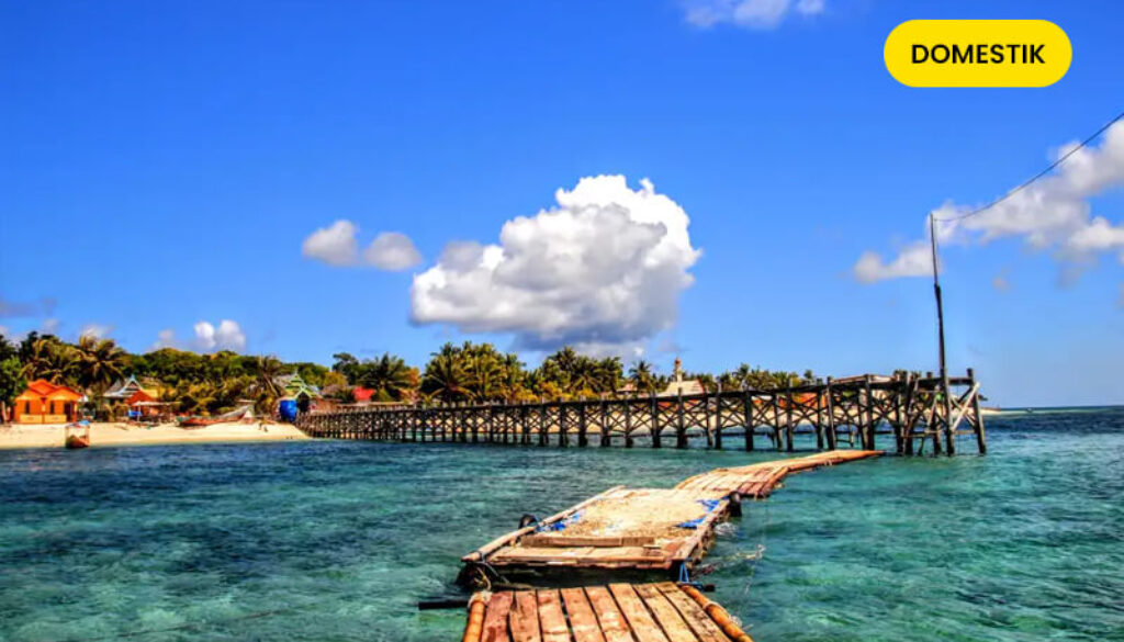 Paket Tour Pantai Bira